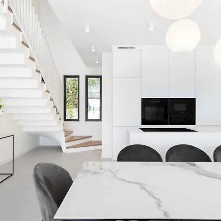 Вилла In 45043 *