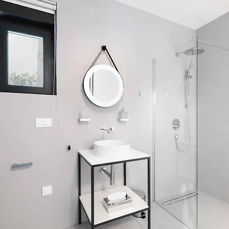 Вилла In 45043 *