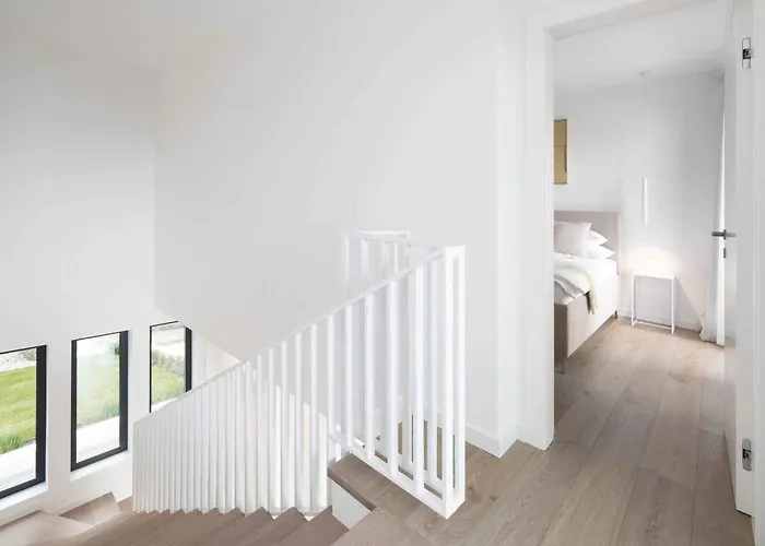Villa In 45043